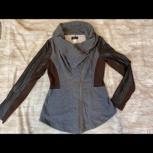 NWOT Venus zip up jacket